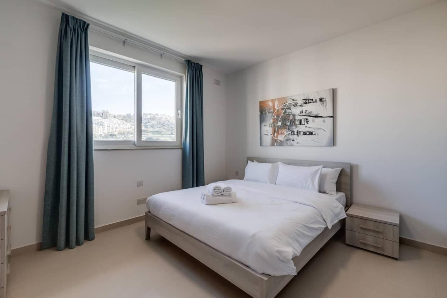 9Ten11 Seafront By Homely Mellieħa Exterior foto